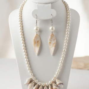 Cowrie Shell Pearl Necklace Set