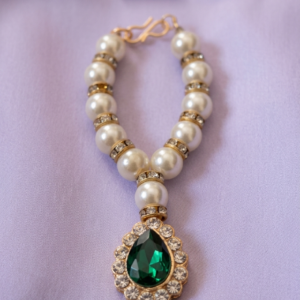 Laddu Gopal ji pearl necklace with green pendant